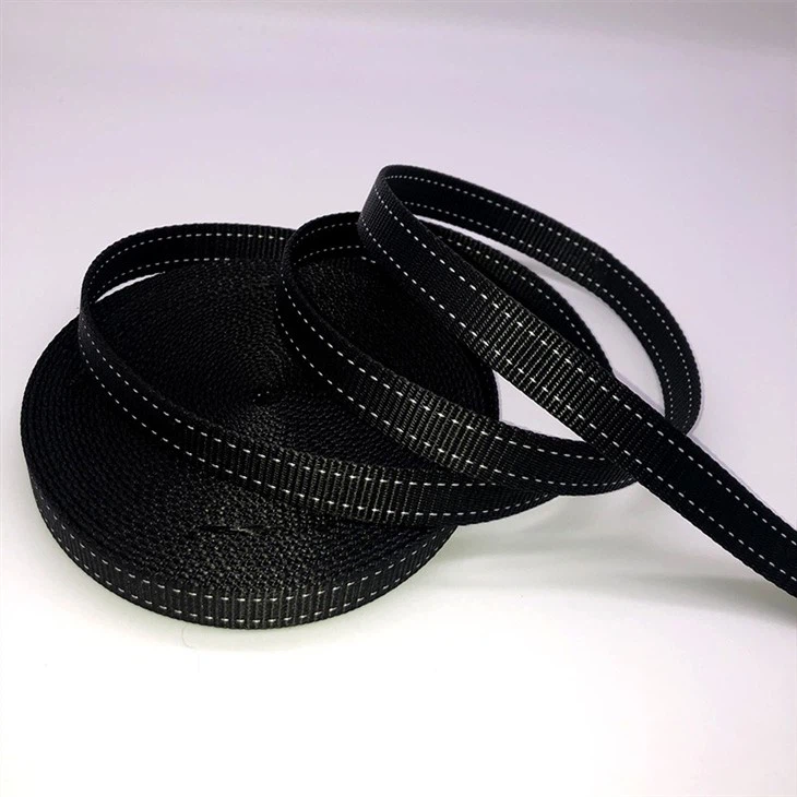 Black uhmwpe webbing